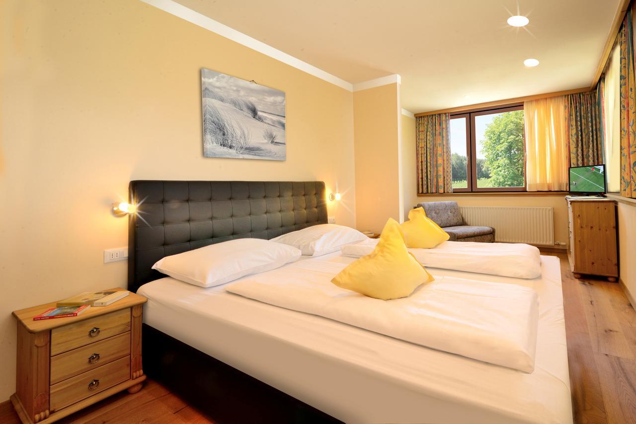 Hotel Floetscherhof Natz-Schabs Bagian luar foto